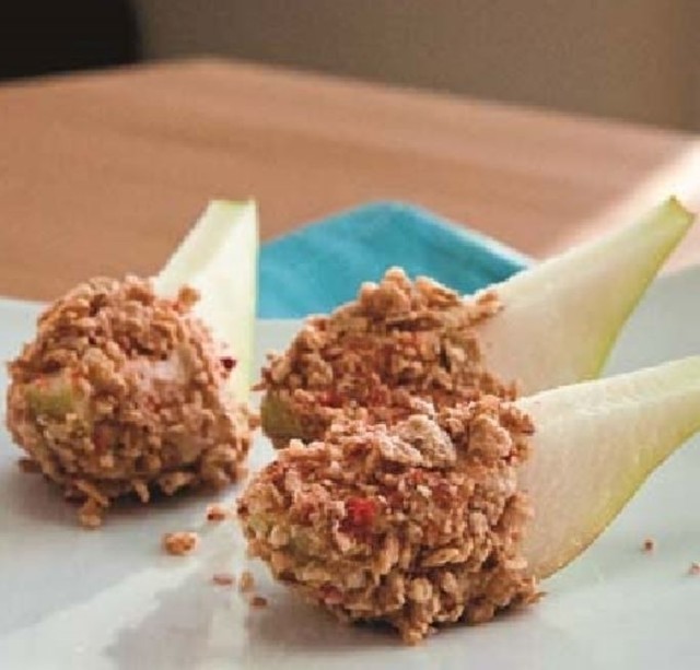 Dipped Pear Snack with Creamy Peanut Butter and Special K®