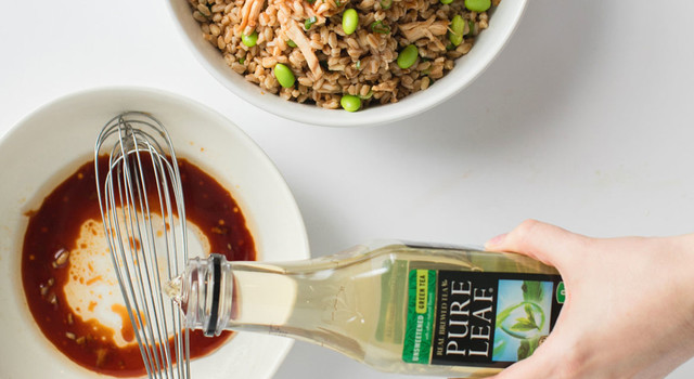 Spicy Green Tea Chicken, Edamame and Farro Salad 