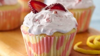 Lemon Cupcakes with Strawberry Frosting