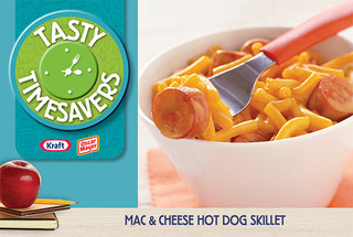 MAC & CHEESE HOT DOG SKILLET