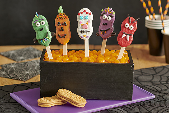 NUTTER BUTTER Costume Party Pops