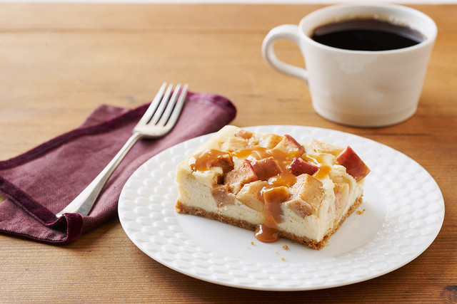 Caramel-Apple Cheesecake