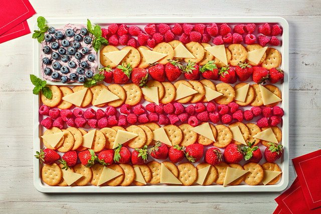 Wave-Your-Flag RITZ Berry & Cheddar Board