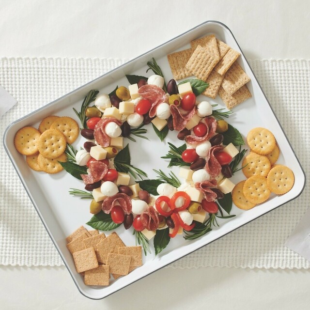 Holiday Cheese Wreath