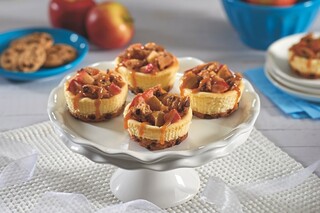 CHIPS AHOY! Apple Crisp Mini Cheesecakes