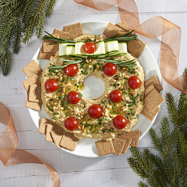 Holiday Hummus Wreath