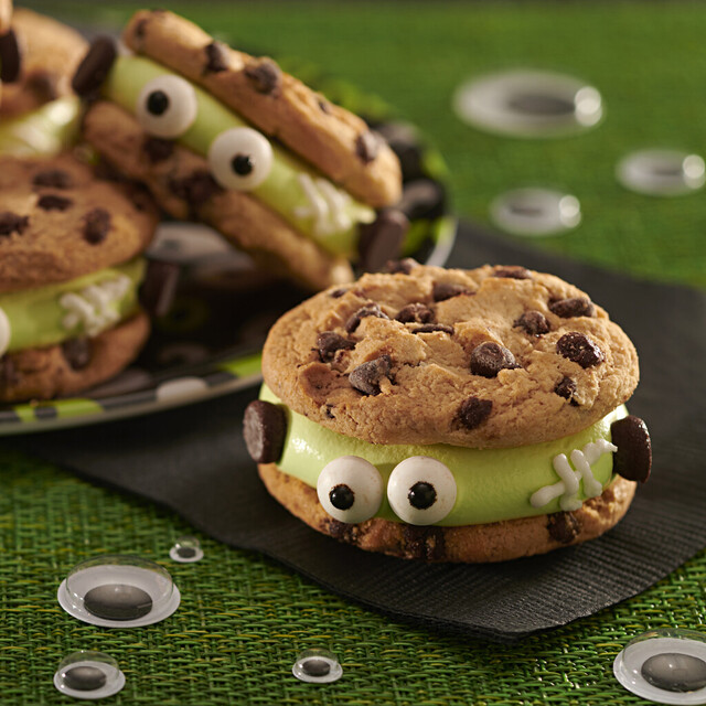 CHIPS AHOY! Frankenstein Whoopies Pies