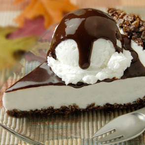 Chocolate Ice Crispy Pie Sundae