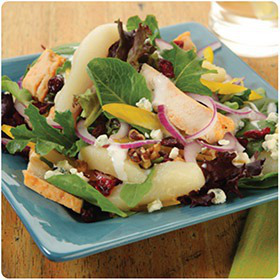 Chicken Pear Salad with Bleu Cheese