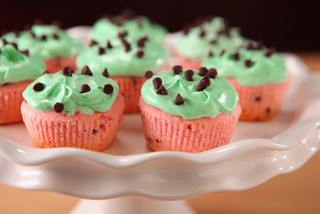 Watermelon KOOL-AID Cupcakes