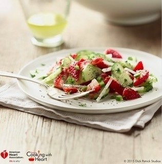 Strawberry Jicama Cucumber Salad