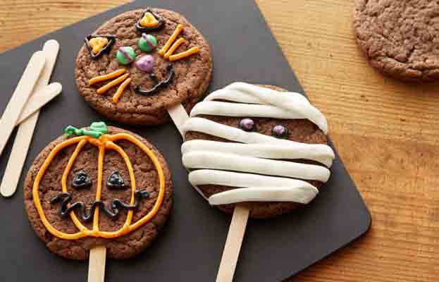 Halloween Cookies on a Stick