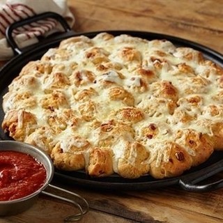 Pepperoni & Cheese Pizza Monkey Bread